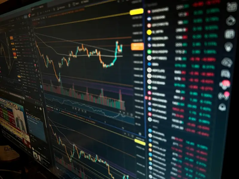 3 種投資分析方式 : 基本面分析 vs 技術面分析 vs 量化分析 4 3 種投資分析方式 : 基本面分析 vs 技術面分析 vs 量化分析